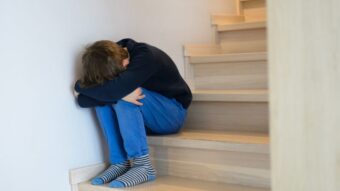 泣きながら宿題をする子供に私がしたこととは…のアイキャッチ画像